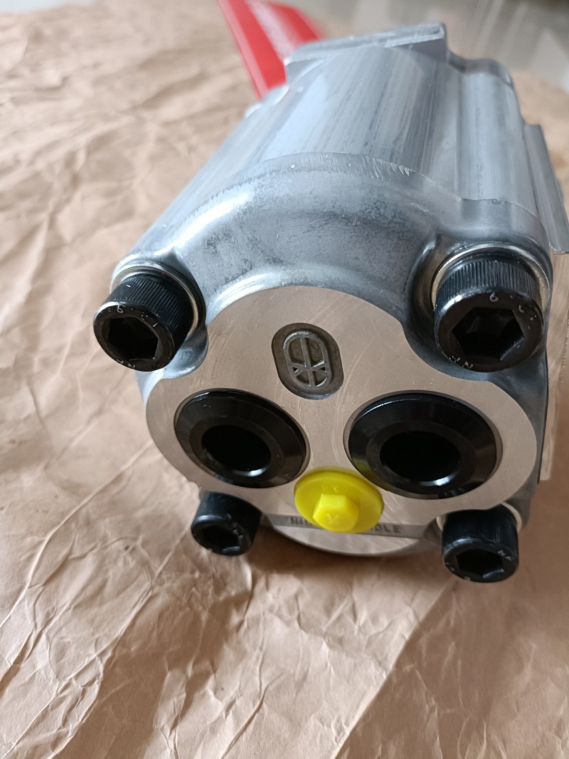 HMM50液壓擺線馬達(dá) HMM40液壓馬達(dá) HMM32擺線馬達(dá)  HMM50液壓擺線馬達(dá) HMM40液壓馬達(dá) HMM32擺線馬達(dá)  內(nèi)蒙古伊頓4623柱塞泵 5423液壓泵 攪拌罐車液壓泵