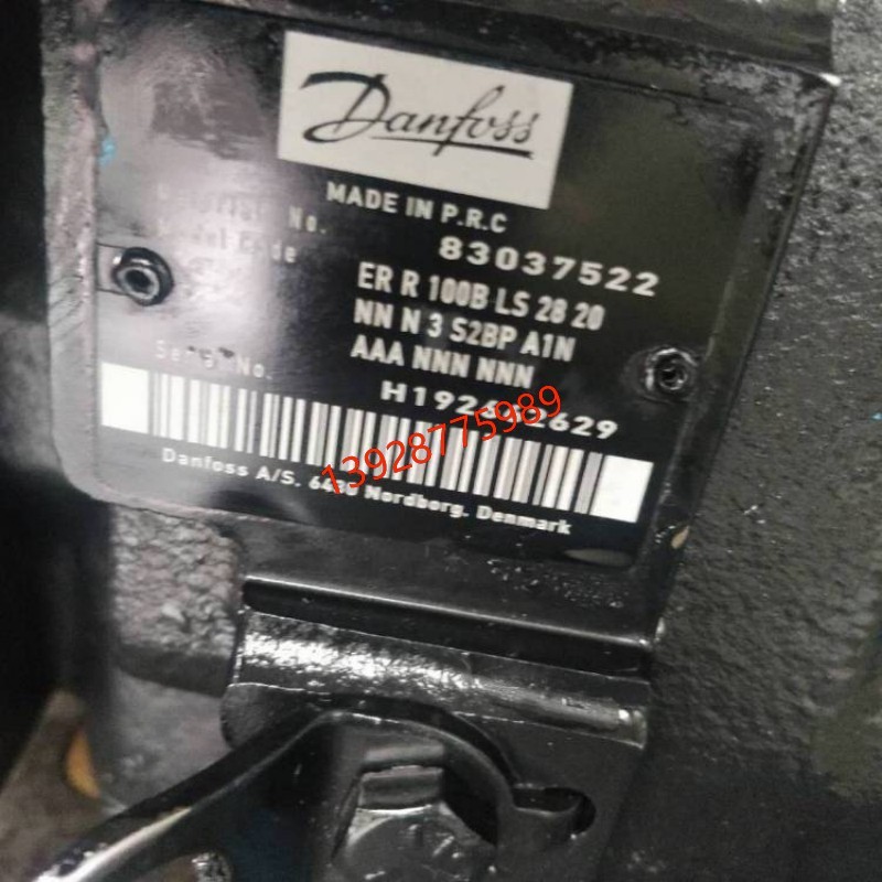 90M075NC0N7N0C7W0DNNN0000F3丹佛斯Danfoss振動馬達 OMT160 151B0378丹佛斯液壓馬達，常規(guī)型號庫存多 OMT160， OMT200，OMT315，OMTS500進口丹佛斯液壓馬達