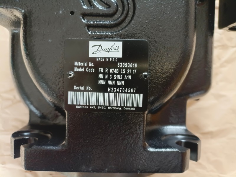 OMP50 151-0028丹佛斯DANFOSS液壓馬達(dá) DANFOSS丹佛斯馬達(dá)OMV800 151B3104，現(xiàn)貨熱賣 薩奧丹佛斯液壓泵90R100KA1NN60R/4S1F03GBA424224