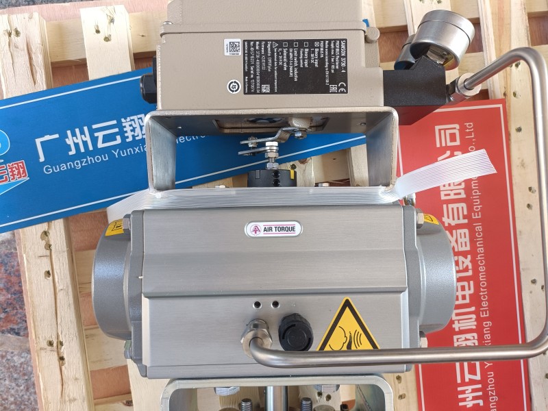 SAMSON 定位器 476300120032110.04 SAMSON 定位器 4763-00110032110.02 SAMSON 電磁閥 3963-0300 0221 1011 00000