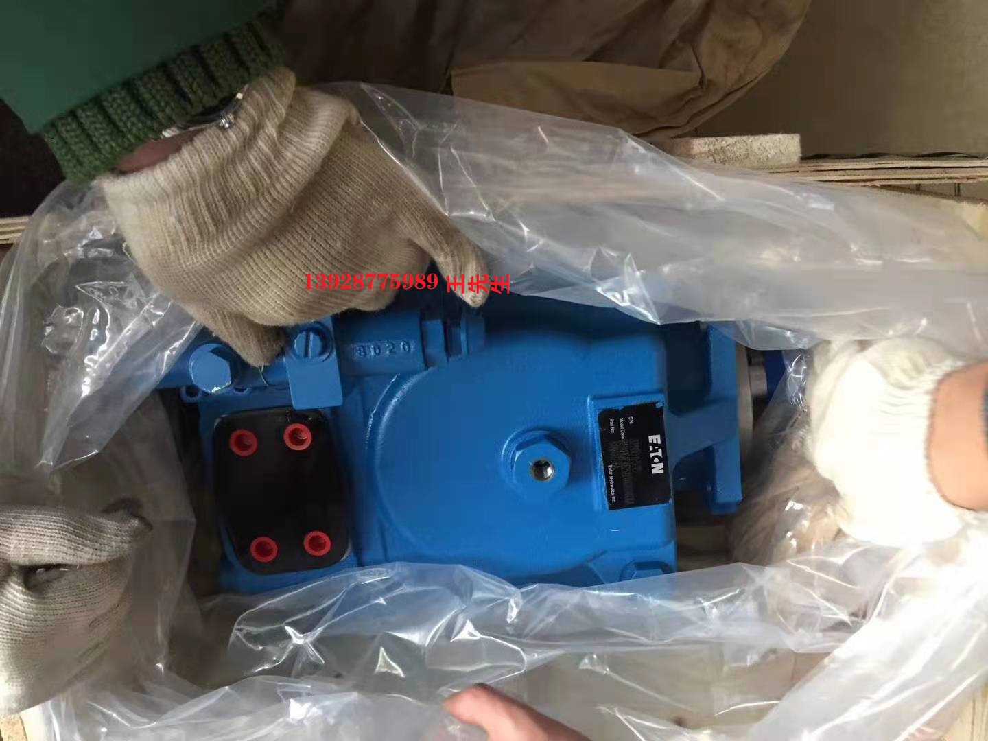丹佛斯威格士柱塞泵PVM045ER06CS2A315000001AB PVM074 PVM098  丹佛斯威格士柱塞泵PVM045ER06CS2A315000001AB PVM074 PVM098  液壓電磁閥經(jīng)銷565477 DG4V32AMUD660 859189 DG4V32AMUG660